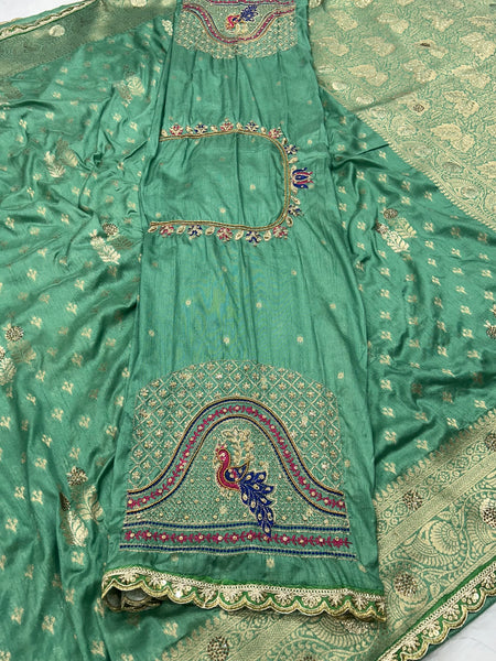 Dola Silk Trending Pestal Green Cut Border & Aari Work Blouse Saree