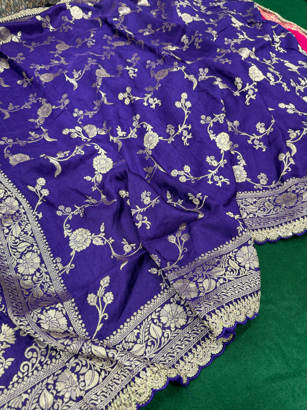 Purple Colour Pure Dola Silk Saree With Scalloped Border & Contrast Pink Blouse