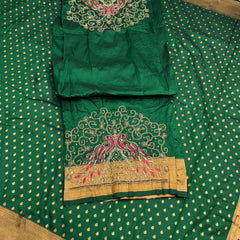 Green Kalanjali Paithani With Aari Work Blouse