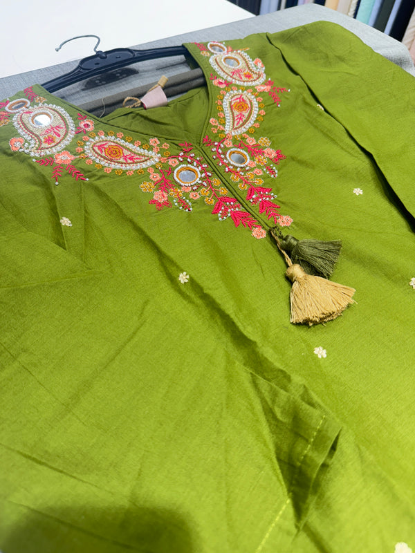 Trending A-Line Olive Green Cotton Dress With Pockets