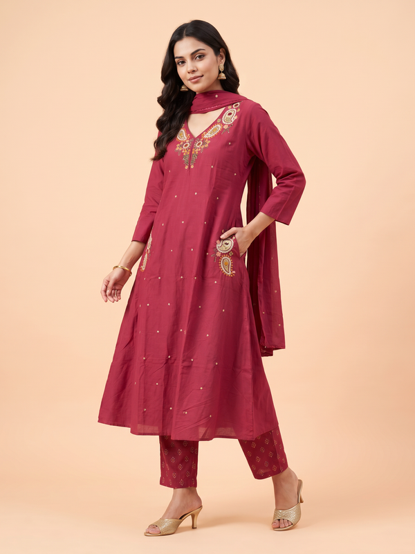 Trending A-Line Maroon Cotton Dress With Pockets