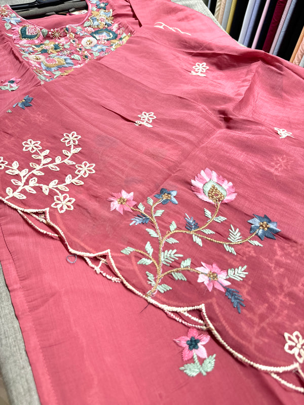Unique Mull Chanderi Dress With Designer Duaptta