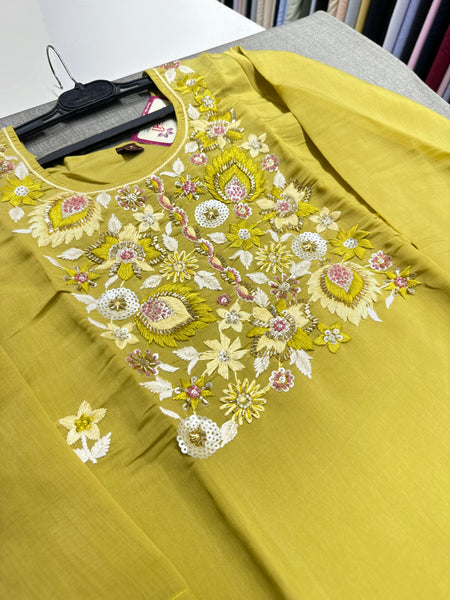 Unique Mull Chanderi Dress With Designer Duaptta